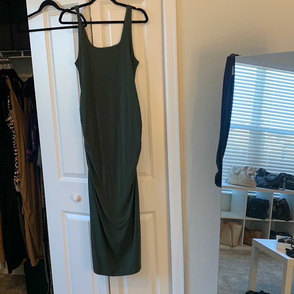 Good American size 4 ( xl) green ruched midi dress